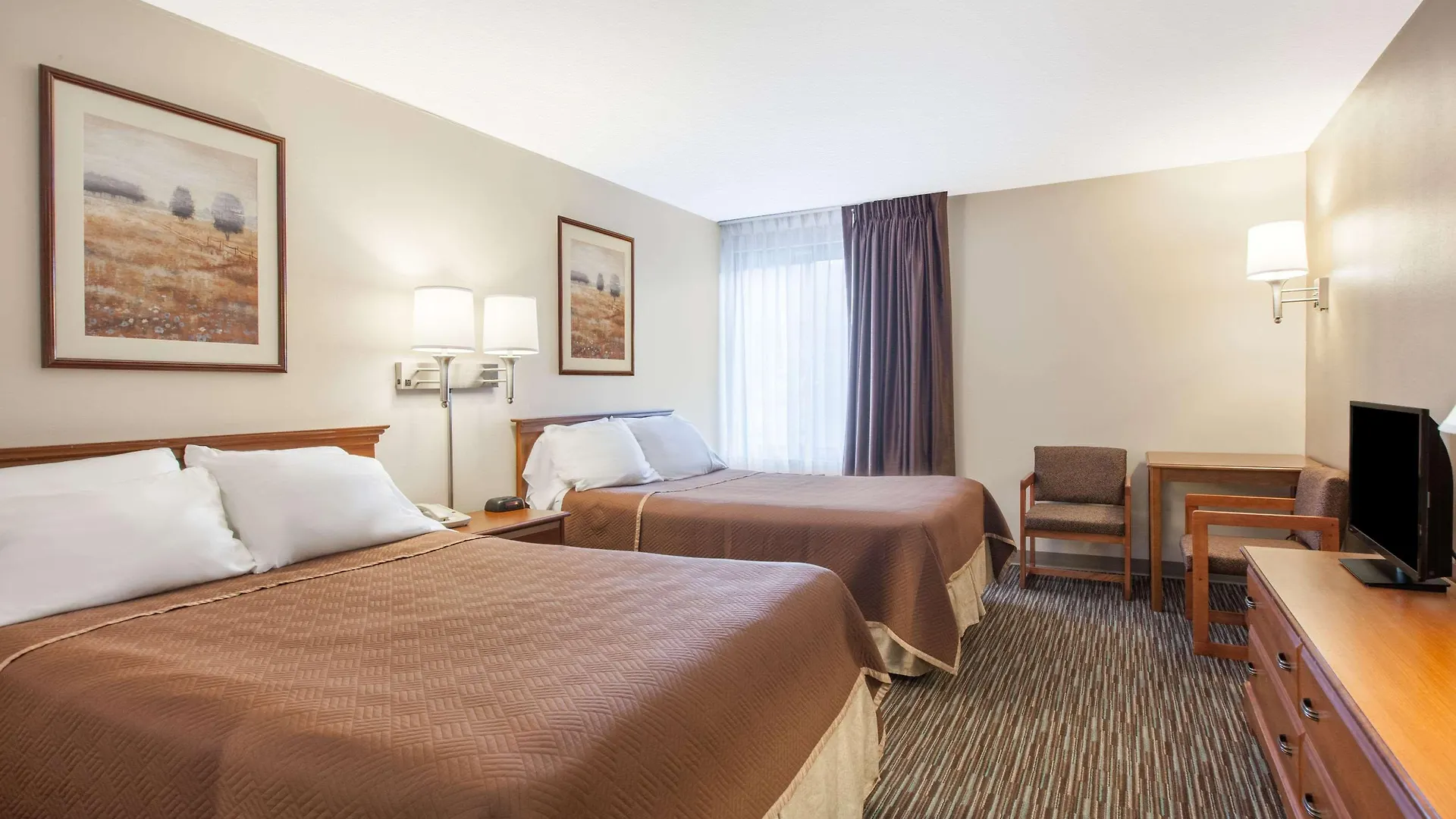 *** Hotel Travelodge By Wyndham Ottawa West Canada